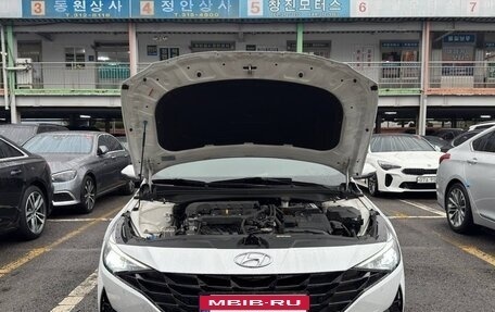 Hyundai Elantra, 2022 год, 2 200 000 рублей, 21 фотография