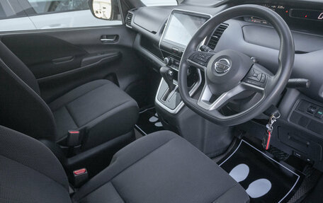 Nissan Serena IV, 2017 год, 1 735 000 рублей, 3 фотография