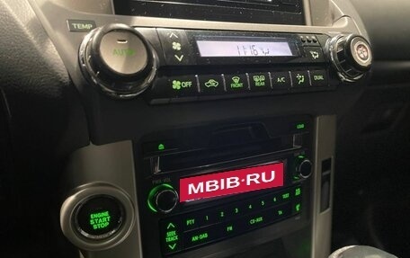 Toyota Land Cruiser Prado 150 рестайлинг 2, 2011 год, 2 850 000 рублей, 12 фотография