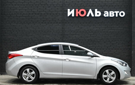 Hyundai Elantra V, 2012 год, 990 000 рублей, 9 фотография