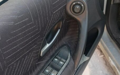 Renault Laguna II, 2002 год, 300 000 рублей, 13 фотография