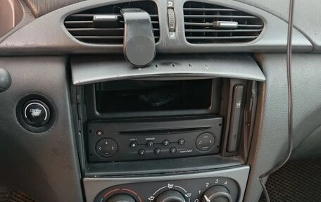 Renault Laguna II, 2002 год, 300 000 рублей, 8 фотография