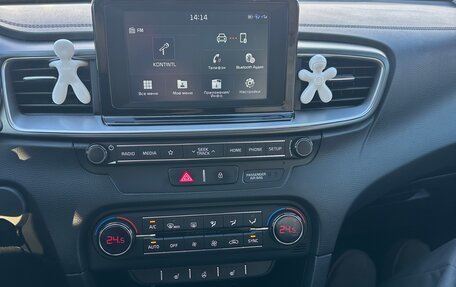 KIA cee'd III, 2019 год, 1 900 000 рублей, 22 фотография