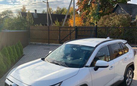 Toyota RAV4, 2019 год, 2 760 000 рублей, 5 фотография