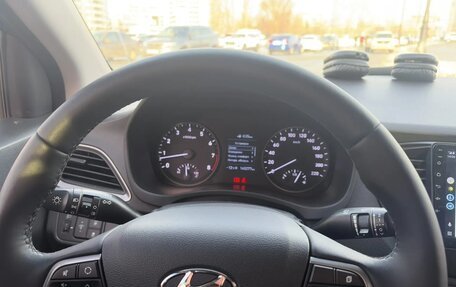 Hyundai Solaris II рестайлинг, 2017 год, 1 250 000 рублей, 7 фотография