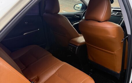 Toyota Camry, 2016 год, 2 050 000 рублей, 3 фотография