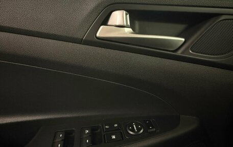 Hyundai Tucson III, 2018 год, 2 030 000 рублей, 8 фотография