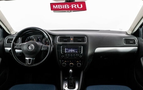 Volkswagen Jetta VI, 2013 год, 1 149 000 рублей, 10 фотография