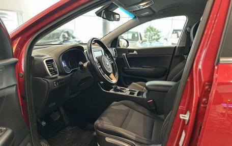 KIA Sportage IV рестайлинг, 2019 год, 2 450 000 рублей, 20 фотография