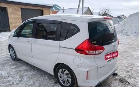 Honda Freed II, 2019 год, 1 500 000 рублей, 6 фотография
