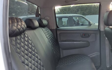 Toyota Hilux VII, 2013 год, 2 350 000 рублей, 7 фотография