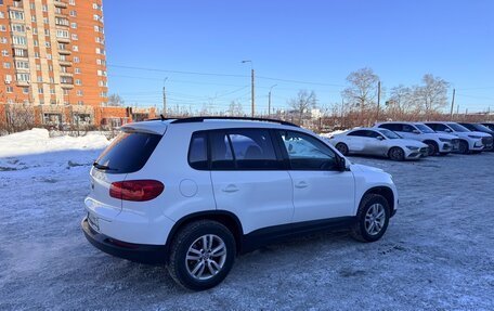 Volkswagen Tiguan I, 2011 год, 860 000 рублей, 10 фотография