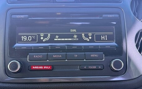 Volkswagen Tiguan I, 2011 год, 860 000 рублей, 14 фотография