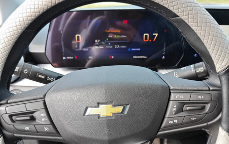 Chevrolet Monza, 2024 год, 2 300 000 рублей, 24 фотография