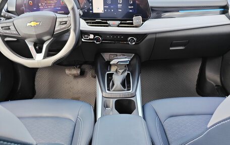 Chevrolet Monza, 2024 год, 2 300 000 рублей, 20 фотография
