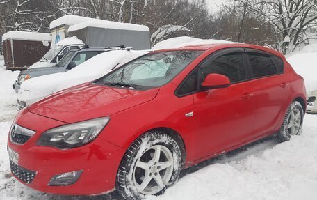 Opel Astra J, 2011 год, 549 000 рублей, 3 фотография