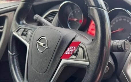 Opel Astra J, 2011 год, 549 000 рублей, 10 фотография