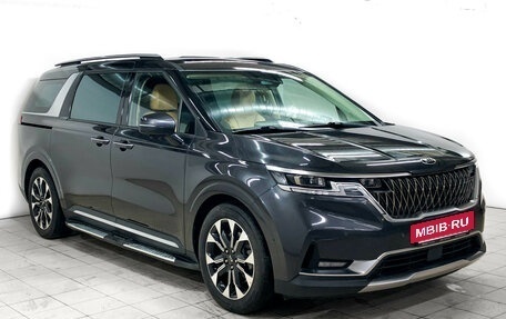 KIA Carnival, 2021 год, 4 235 000 рублей, 3 фотография