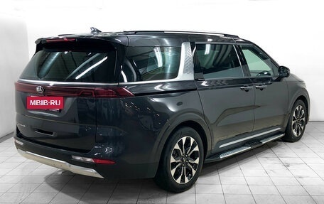 KIA Carnival, 2021 год, 4 235 000 рублей, 4 фотография