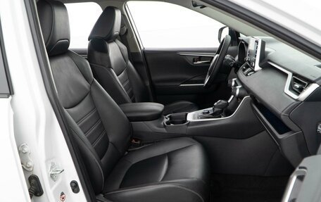 Toyota RAV4, 2019 год, 3 259 444 рублей, 8 фотография