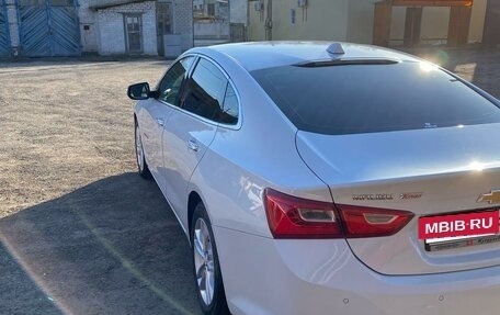 Chevrolet Malibu IX, 2017 год, 1 700 000 рублей, 6 фотография