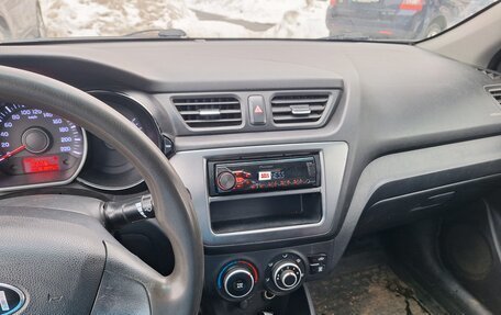 KIA Rio III рестайлинг, 2013 год, 600 000 рублей, 6 фотография