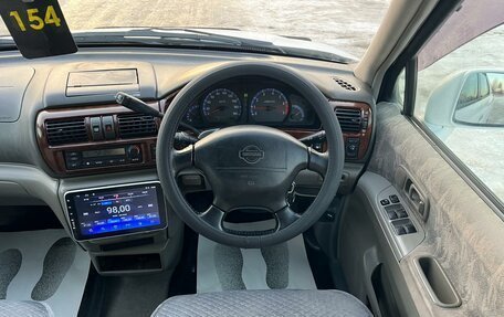 Nissan Rnessa, 1997 год, 349 999 рублей, 18 фотография