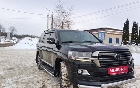 Toyota Land Cruiser 200, 2017 год, 5 400 000 рублей, 7 фотография