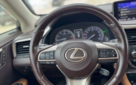 Lexus RX IV рестайлинг, 2017 год, 3 400 000 рублей, 12 фотография