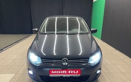 Volkswagen Polo VI (EU Market), 2011 год, 690 000 рублей, 2 фотография