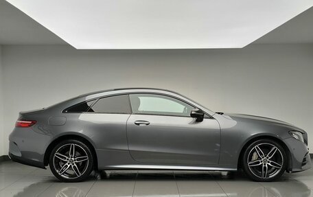 Mercedes-Benz E-Класс, 2019 год, 5 510 000 рублей, 3 фотография