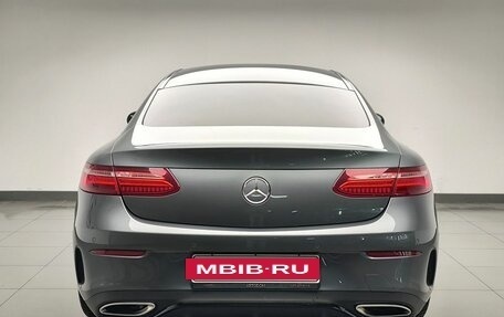 Mercedes-Benz E-Класс, 2019 год, 5 510 000 рублей, 5 фотография