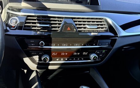 BMW 5 серия, 2018 год, 2 500 000 рублей, 12 фотография