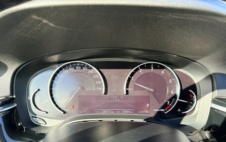 BMW 5 серия, 2018 год, 2 500 000 рублей, 10 фотография