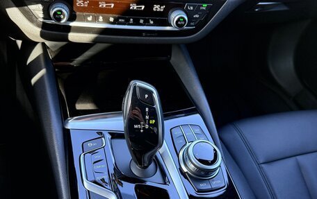 BMW 5 серия, 2018 год, 2 500 000 рублей, 13 фотография