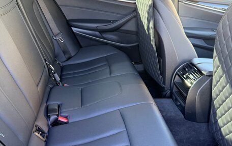 BMW 5 серия, 2018 год, 2 500 000 рублей, 17 фотография