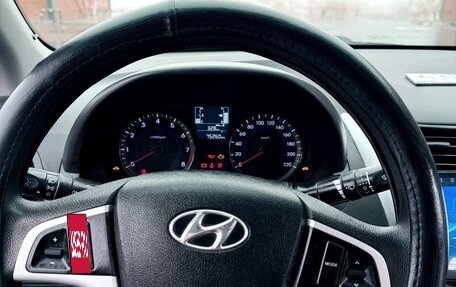 Hyundai Solaris II рестайлинг, 2016 год, 1 400 000 рублей, 12 фотография