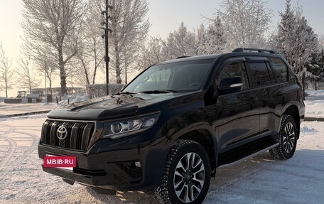 Toyota Land Cruiser Prado 150 рестайлинг 2, 2021 год, 9 100 000 рублей, 3 фотография