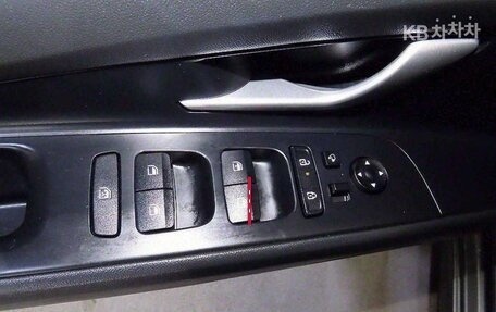 Hyundai Avante, 2023 год, 1 993 000 рублей, 13 фотография