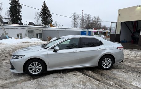 Toyota Camry, 2018 год, 2 550 000 рублей, 2 фотография