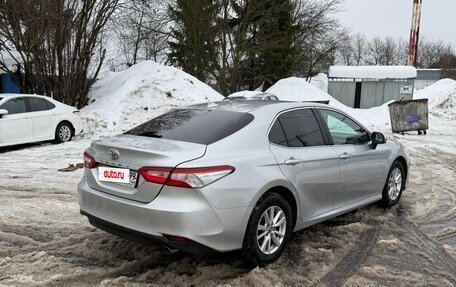 Toyota Camry, 2018 год, 2 550 000 рублей, 5 фотография