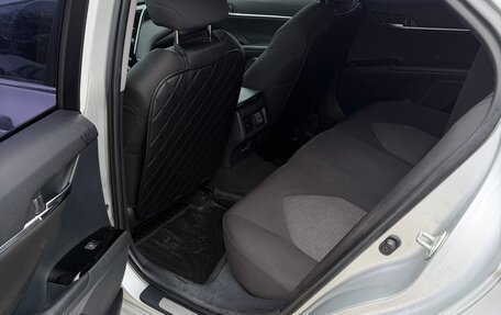 Toyota Camry, 2018 год, 2 550 000 рублей, 7 фотография