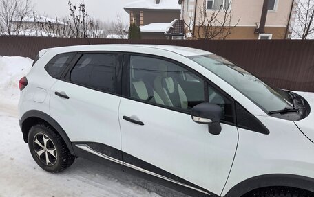 Renault Kaptur I рестайлинг, 2018 год, 1 049 000 рублей, 4 фотография