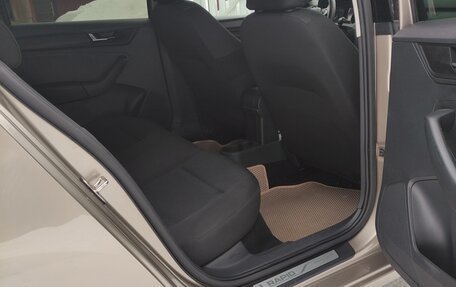 Skoda Rapid I, 2019 год, 1 400 000 рублей, 15 фотография