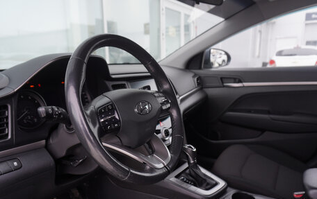 Hyundai Elantra VI рестайлинг, 2020 год, 1 866 000 рублей, 10 фотография