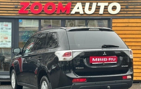 Mitsubishi Outlander III рестайлинг 3, 2012 год, 1 057 000 рублей, 3 фотография