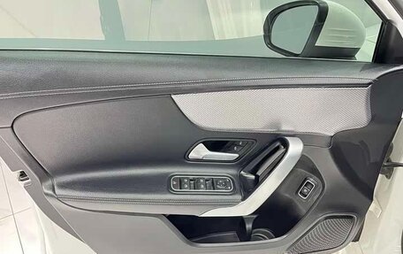 Mercedes-Benz A-Класс, 2023 год, 2 167 000 рублей, 8 фотография