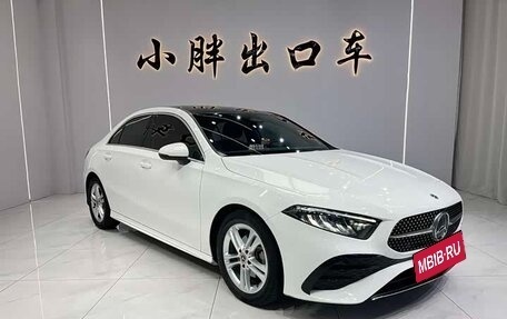 Mercedes-Benz A-Класс, 2023 год, 2 167 000 рублей, 3 фотография