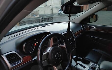 Jeep Grand Cherokee, 2011 год, 1 600 000 рублей, 3 фотография