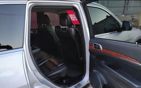 Jeep Grand Cherokee, 2011 год, 1 600 000 рублей, 7 фотография